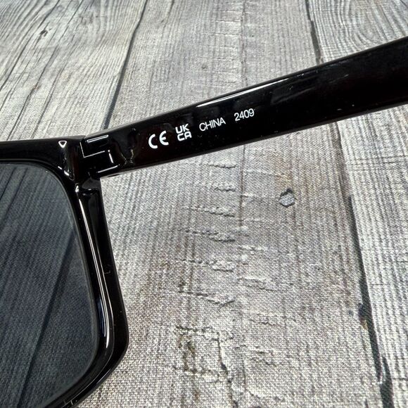 Nike Sunglasses Fortune FD1692 010 Glossy Black Square 57 mm FRAME ONLY main image 8